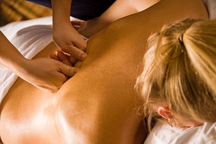 5 Reasons to Learn Deep Tissue Massage