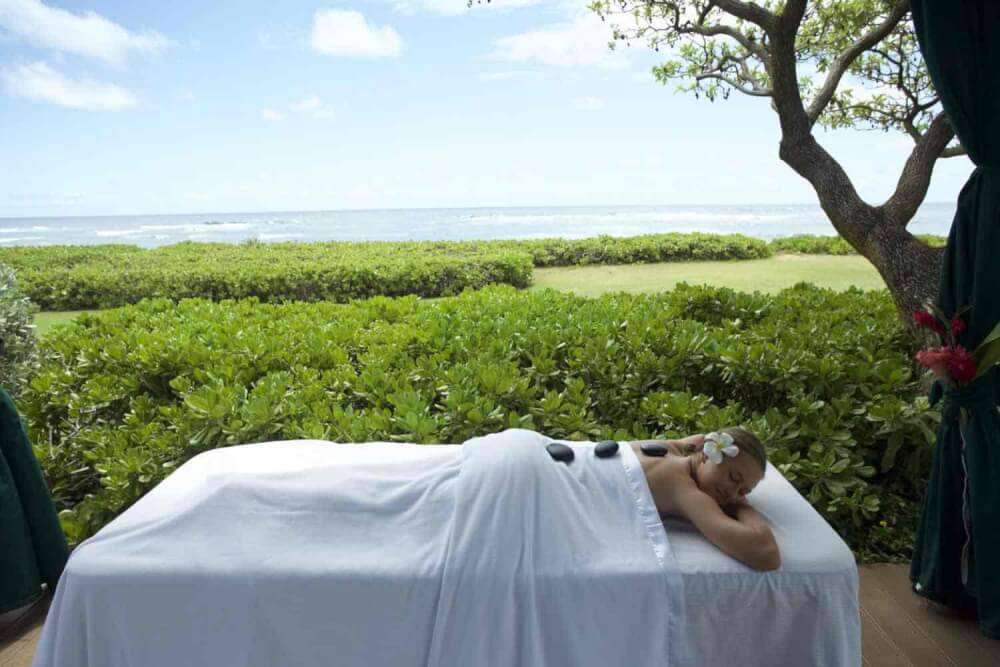 6 Romantic Kauai Honeymoon Resorts