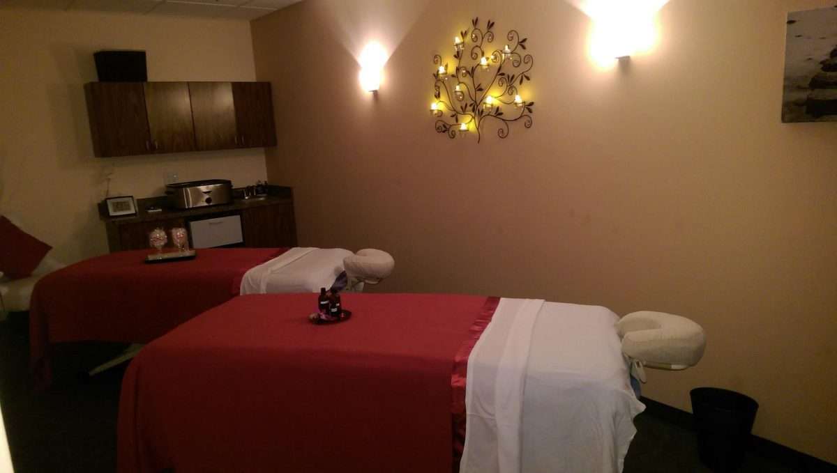 Hand &  Stone Massage and Facial Spa
