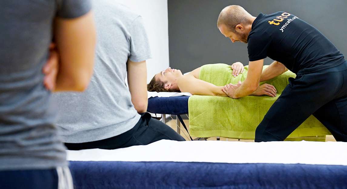 How to become a sports massage therapist: Guide to getting qualified ...