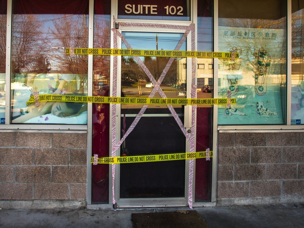 Major prostitution bust: Seattle police raid 11 massage parlors ...