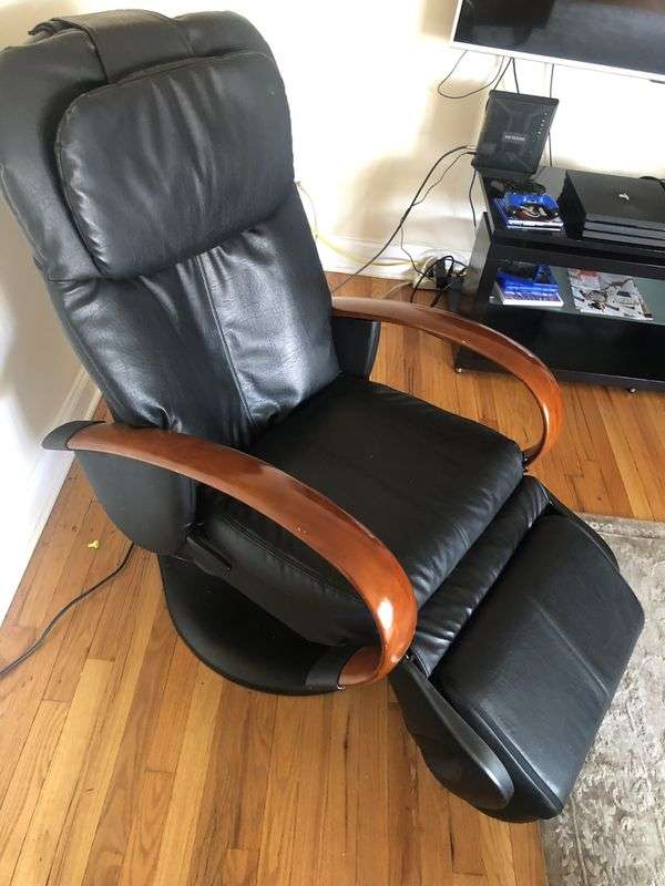 Sharper Image Massage Chair all leather. No electrical or other ...